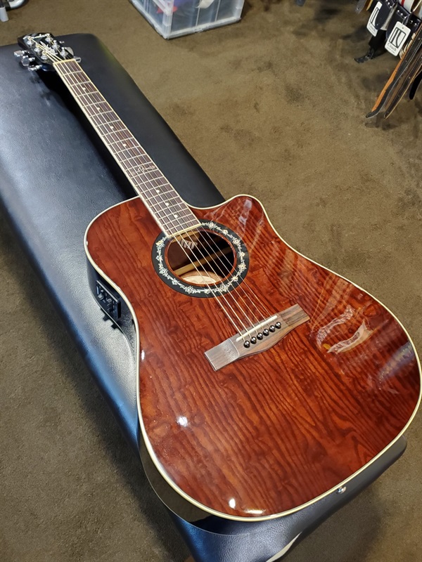 Fender Acoustics T-BUCKET-300CEの画像